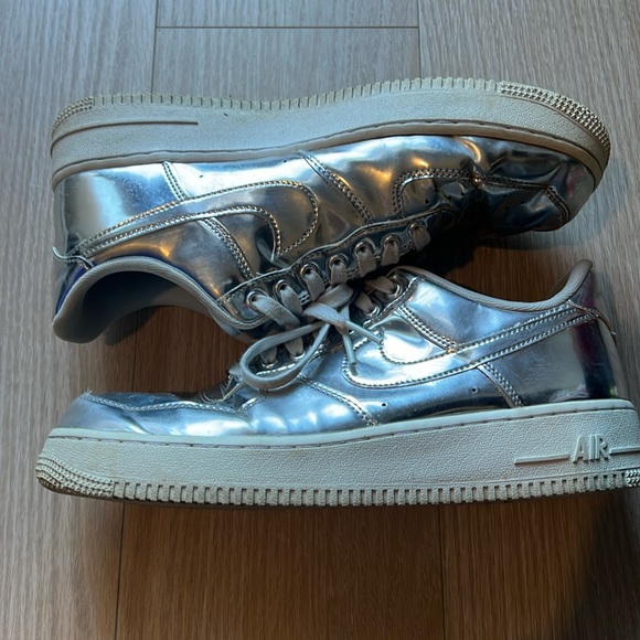 Silver Nike Air Force 1 - Picture 2 of 5
